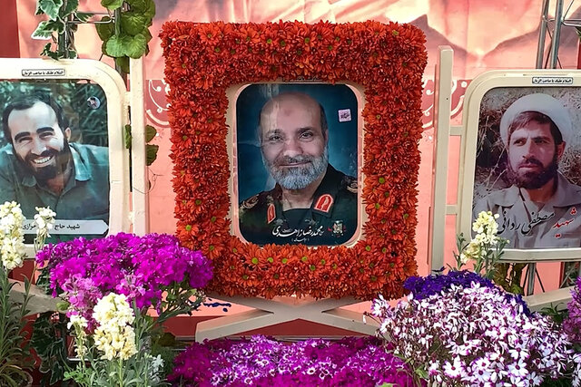 ویدیو/ برگزاری اولین سالگرد شهادت سردار محمدرضا زاهدی ویدیو/ برگزاری اولین سالگرد شهادت سردار محمدرضا زاهدی
