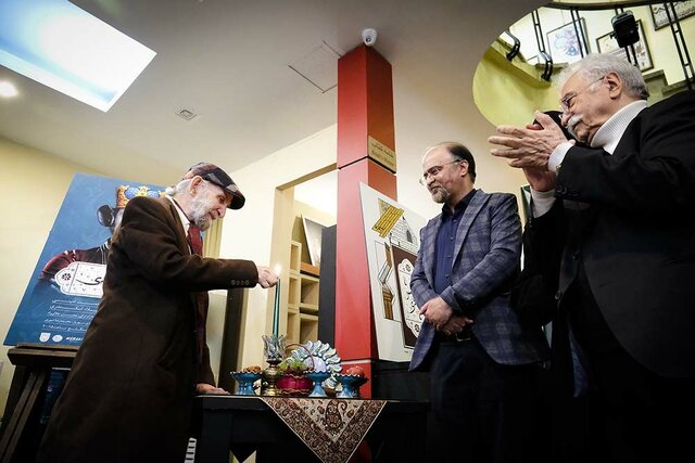 تبریک ویژه اکبر عبدی برای روز جهانی تئاتر