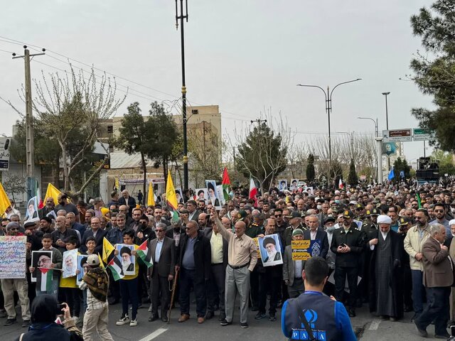 سرلشکر صفوی: مسلمانان با فشار بر دولتهای سازشکار مانع از ارتباط با رژیم اشغالگر قدس شوند
