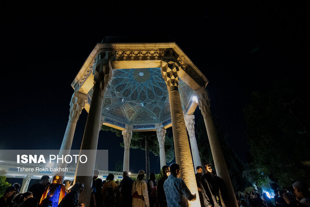 حافظ و دوران گذار از یورش مغول به ایران حافظ و دوران گذار از یورش مغول به ایران