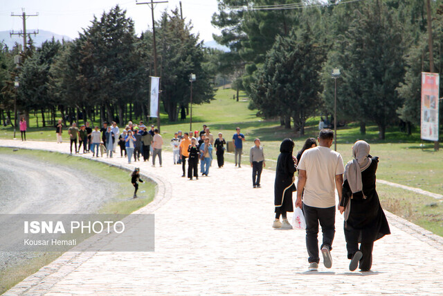 عکس تزئینی است زنجان آماده استقبال از مسافران