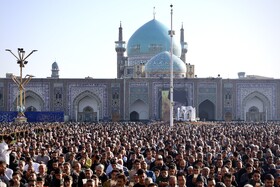 نماز عید سعید فطر در حرم مطهر رضوی