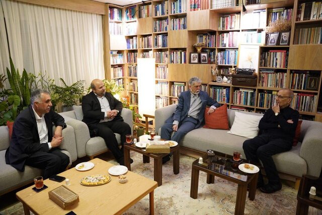 وزیر فرهنگ با هادی خانیکی دیدار کرد وزیر فرهنگ با هادی خانیکی دیدار کرد