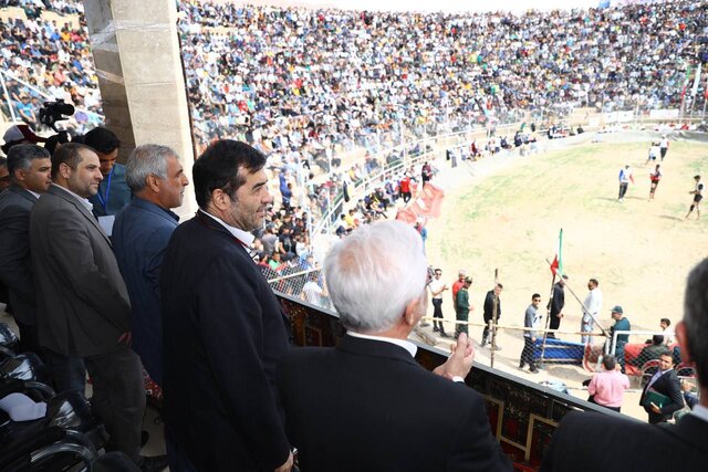 حضور وزیر ورزش و جوانان در مسابقات کشتی با چوخه