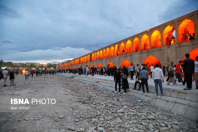 «آبی به رنگ خاک»؛ قصه پرخون شاهرگ اصفهان