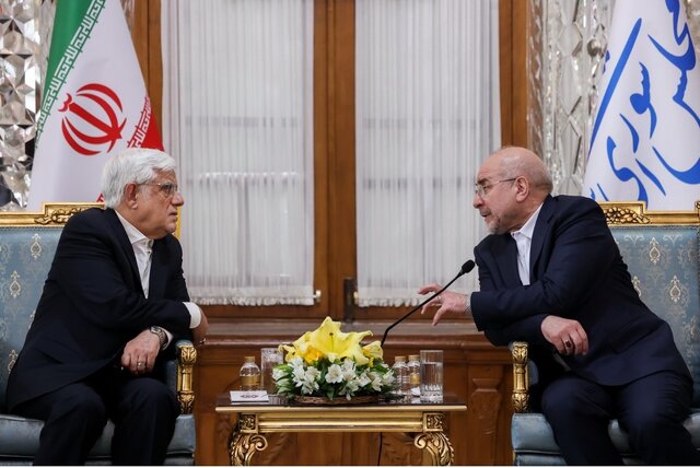 آغاز تظاهرات علیه ترامپ در اروپا و آمریکا/ تثبیت تعرفه واردات خودروهای برقی و هیبریدی