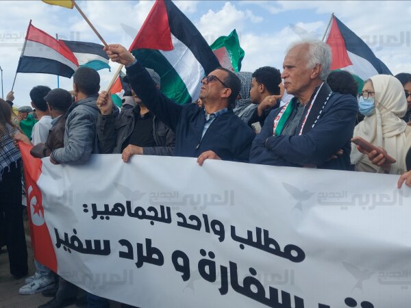 تجمع مقابل سفارت آمریکا در تونس در همبستگی با غزه