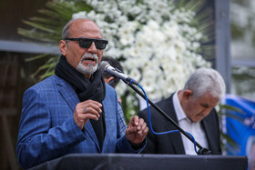 نادر فریادشیران در مراسم تشییع «فرامرز ظلی» پیشکسوت فوتبال ورزشگاه شهید شیرودی - تهران