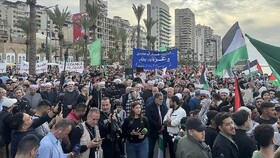 تظاهرات هزاران نفر در نیویورک در حمایت از فلسطین هم‌زمان با سفر نتانیاهو به آمریکا