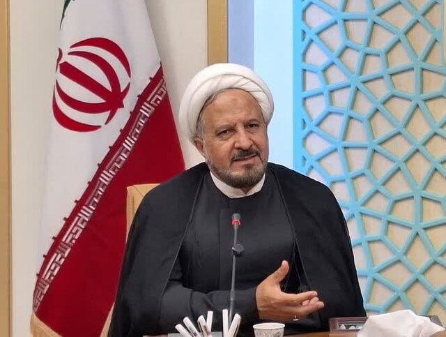 آوای کرامت در شبستان مساجد؛ طنین نام شاهچراغ(ع) در ۲۰ هزار مکان مذهبی آوای کرامت در شبستان مساجد؛ طنین نام شاهچراغ(ع) در ۲۰ هزار مکان مذهبی