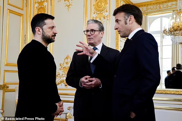 از راست، ماکرون، استارمر، زلنسکی آزمون بزرگ امنیتی اروپا؛ ۳۰ کشور به دنبال ایجاد نیروی مشترک برای اوکراین