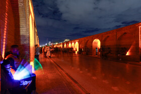 پل تاریخی سیوسه پل