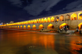 پل تاریخی سیوسه پل