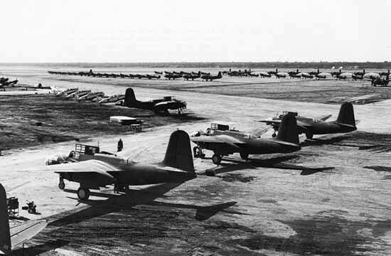 عبور از دروازه تاریخ با روزی که ایران دارای جت جنگنده شد