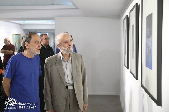 ۱۲ تابلوی دیدهنشده از حبیبالله صادقی روی دیوار رفت ۱۲ تابلوی دیدهنشده از حبیبالله صادقی روی دیوار رفت