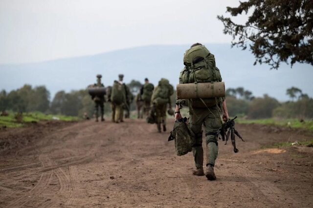 ارتش صهیونیستی مقدمات حمله زمینی به غزه را فراهم کرده است ارتش صهیونیستی مقدمات حمله زمینی به غزه را فراهم کرده است