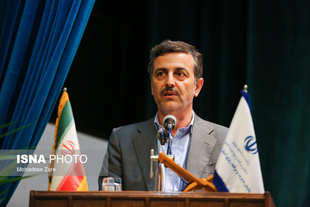 معاون اقتصادی استاندار خراسان رضوی: جهاد دانشگاهی زبان صنعت و دانشگاه را متوجه می‌شود