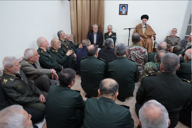 «یک عیدانه ۳۵ ساله» «یک عیدانه ۳۵ ساله»