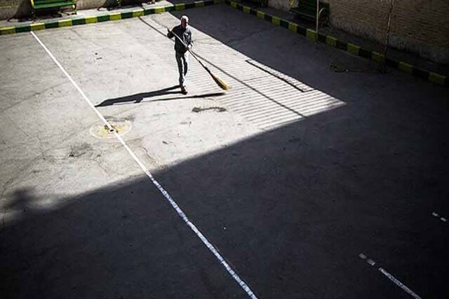 عکس: تزئینی منادی: حقوق سرایداران ۵ میلیون تومان افزایش پیدا میکند