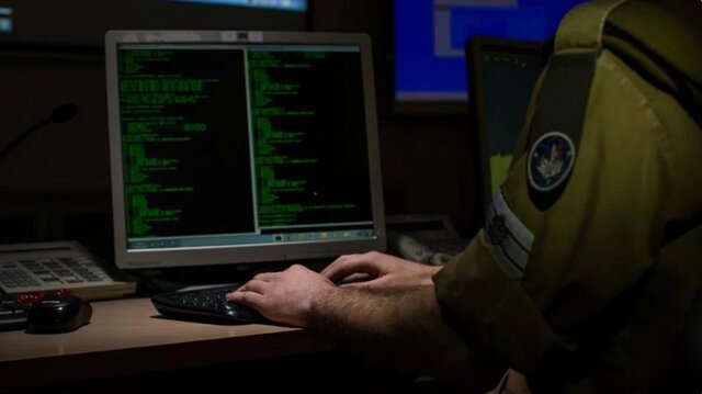 بازداشت یکی از نیروهای ذخیره شینبت به دلیل افشای اطلاعات محرمانه بازداشت یکی از نیروهای ذخیره شینبت به دلیل افشای اطلاعات محرمانه