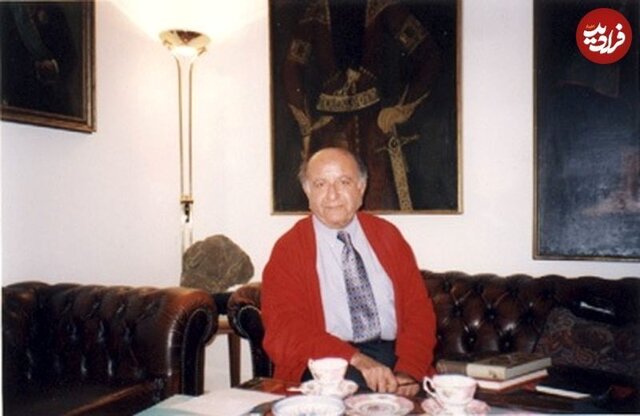 چهرۀ «سلطان علی میرزا» برادرزادۀ احمدشاه قاجار و نوهٔ محمدعلی شاه در پاریس