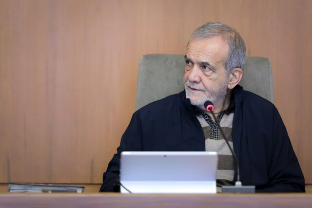 بسته خبری ایران اکونومیست از اخبار رئیسجمهور در ۲۴ ساعت گذشته