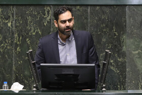 انتقاد ثابتی از باهنر