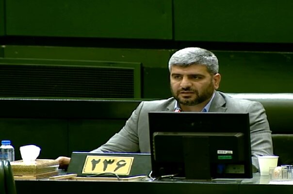 خزائی: کمیسیون آموزش با افزایش سن ورود به دانشگاه فرهنگیان مخالف است خزائی: کمیسیون آموزش با افزایش سن ورود به دانشگاه فرهنگیان مخالف است