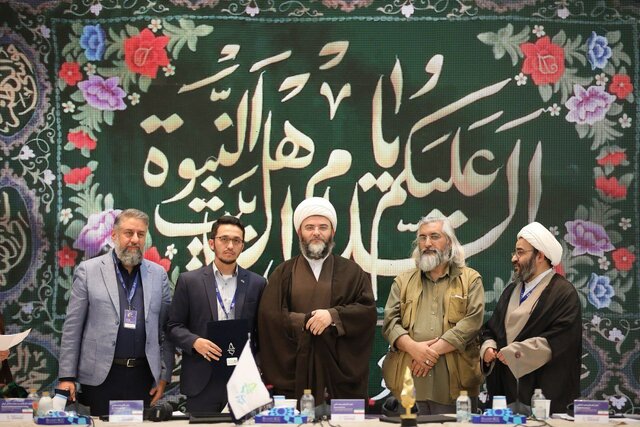 رشته پیوند ارادتمندان سیدالشهدا مظلومیت غزه است / هیئات مذهبی ایران و منطقه باید کار ویژهای برای مظلومیت غزه انجام دهند