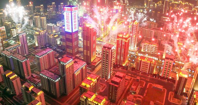 مراسم تکمیل ۱۰۰۰۰ واحد مسکونی جدید در پیونگیانگ با حضور کیم