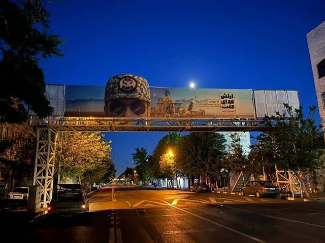 اکران بیلبوردهای «ارتش فدای ملت» در پایتخت اکران بیلبوردهای «ارتش فدای ملت» در پایتخت