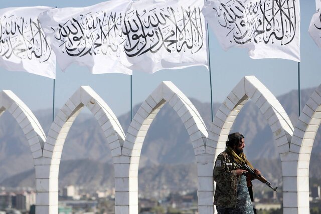 تختروانچی: مواضع آمریکاییها متناقض است