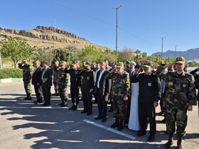 برگزاری مراسم رژه نیروهای مسلح در خرم‌آباد