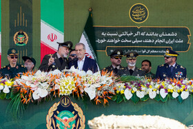مراسم رژه روز ارتش با حضور مسعود پزشکیان، رئیس جمهور در حرم مطهر امام خمینی (ره)