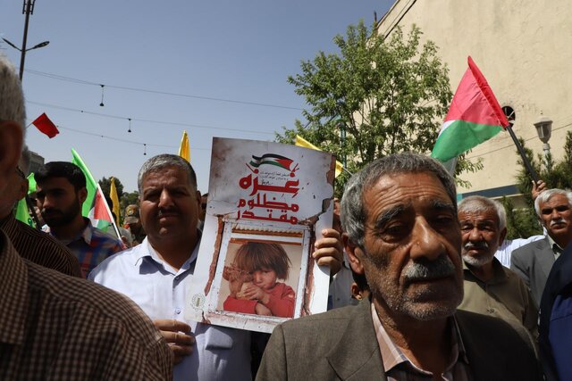 راهپیمایی مردم کرمان در حمایت از مردم مظلوم غزه برگزار شد