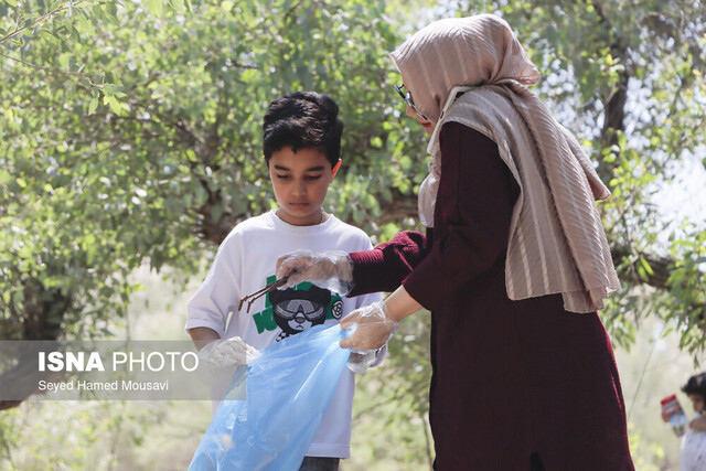 عکس تزئینی است. نخستین برنامه پاکسازی همگانی در پایتخت