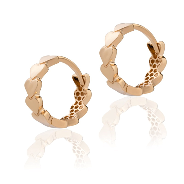 راهنمای جامع ست کردن گوشواره با استایلهای مختلف