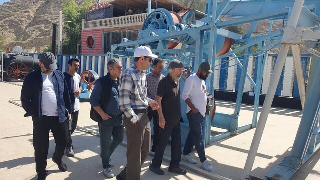 کیانوش عیاری برای «خر لنگ» به جنوب رفت