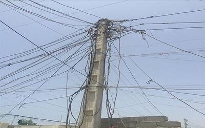 عکس تزئینی است برقهای غیرمجاز، تهدیدی جدی برای پایداری شبکه برق پاکدشت