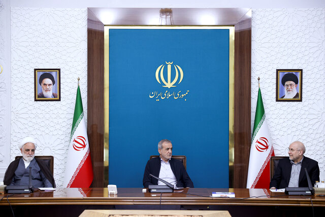 جلسه شورایعالی هماهنگی اقتصادی سران قوا برگزار شد جلسه شورایعالی هماهنگی اقتصادی سران قوا برگزار شد