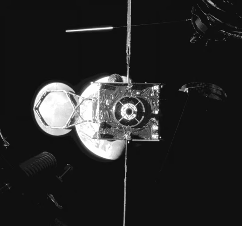 فضاپیمای «MEV-۱» تاریخساز شد