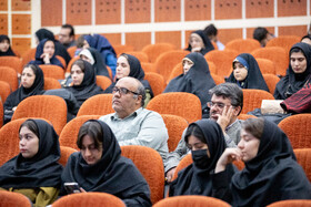 آیین اختتامیه هفته هنر انقلاب اسلامی و مراسم معرفی چهره سال هنر انقلاب در استان مرکزی