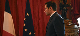 روبیو: گزارش تعطیلی برخی سفارت‌های آمریکا جعلی است