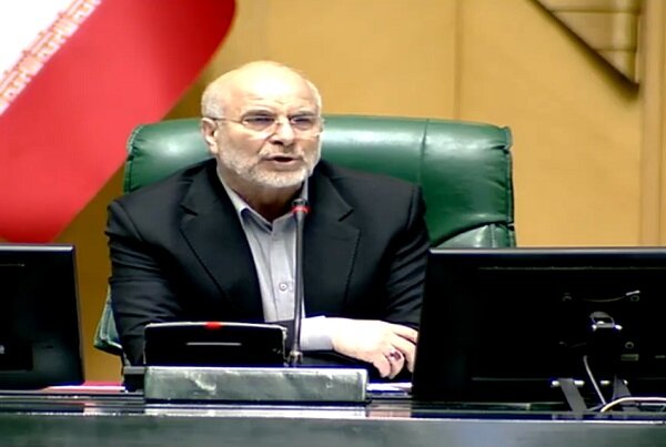 قالیباف: قانون تأمین مالی تولید و زیرساخت قابلیت تحول در مسائل اقتصادی را دارد