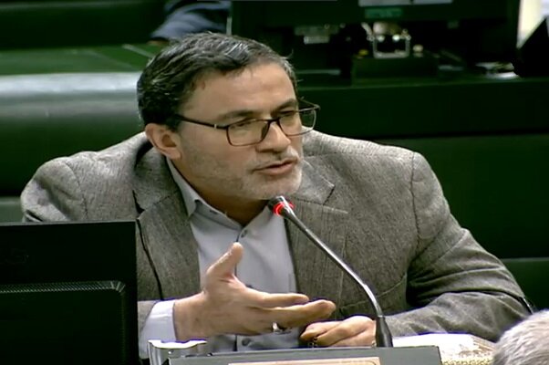 طاهری: کمیسیون ویژه فضای مجازی در مجلس تشکیل شود