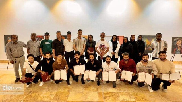 ۱۱ هنرمند نقاش عراقی آثار خود را در موزه آبادان به نمایش گذاشتند