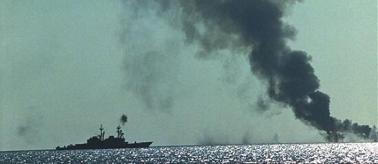 عبور از دروازه تاریخ با جنگ نفتکشها