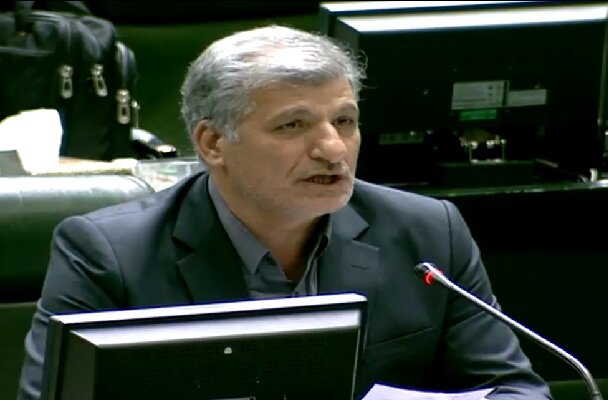 صداوسیما از کسانی که بدنبال تسویه حساب سیاسی هستند، استفاده نکند