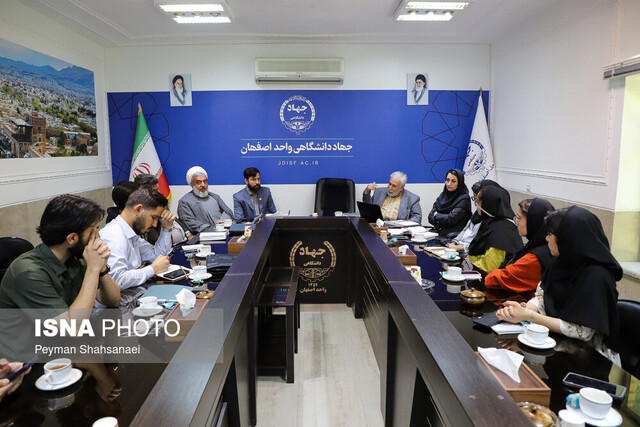 جریانسازی فرهنگی با ابزار خرد و خلاقیت جریانسازی فرهنگی با ابزار خرد و خلاقیت