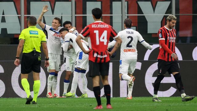 خلاصه بازی میلان ۰ - ۱ آتالانتا خلاصه بازی میلان ۰ - ۱ آتالانتا